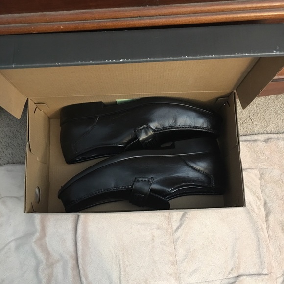 covington men's drew leather loafer